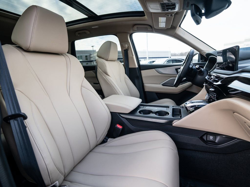 Certified 2025 Acura MDX SH-AWD image 18