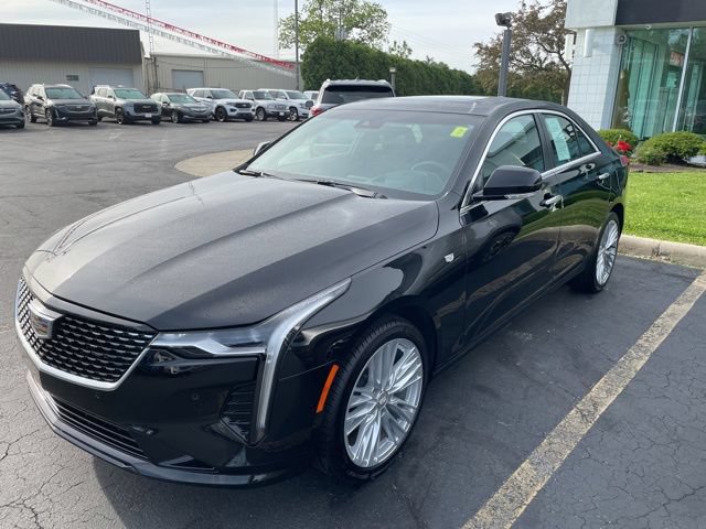Used 2025 Cadillac CT4 Premium Luxury AWD/4WD image 3