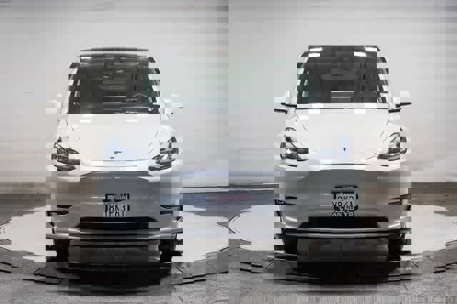 Used 2021 Tesla Model Y Long Range image 6