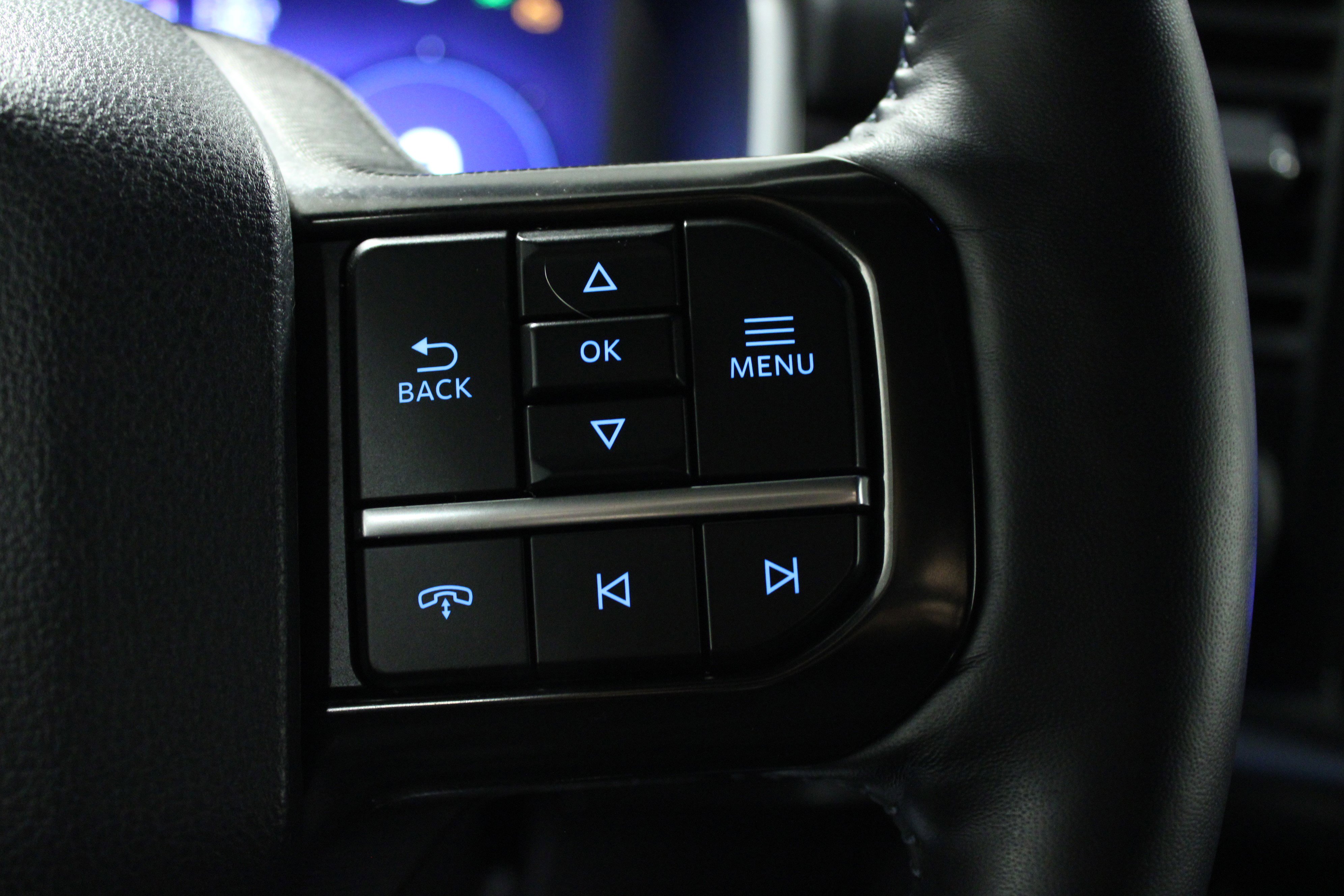 Used 2024 Ford F150 Platinum w/ FX4 Off-Road Package image 23