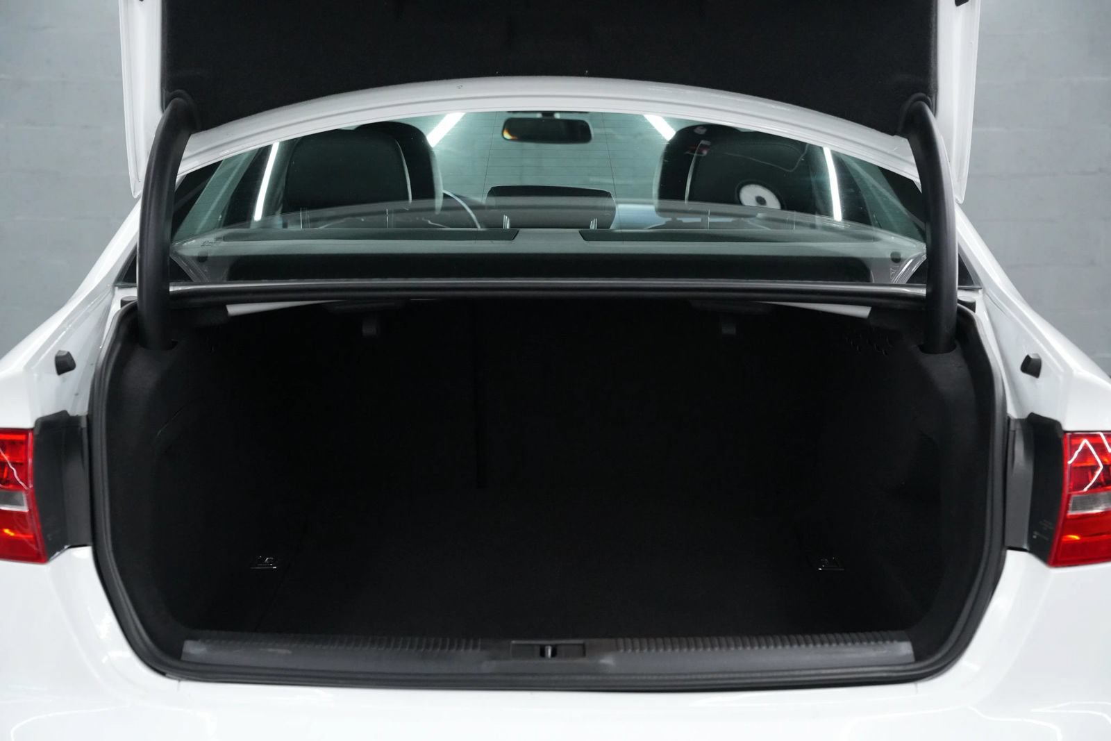 Used 2015 Audi A4 2.0T Premium FWD image 25
