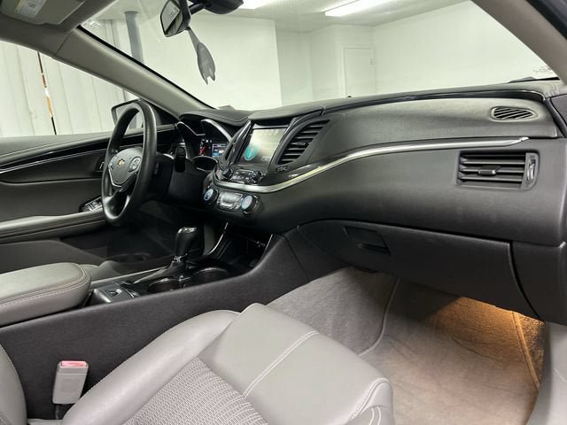 Certified 2019 Chevrolet Impala LS FWD image 27