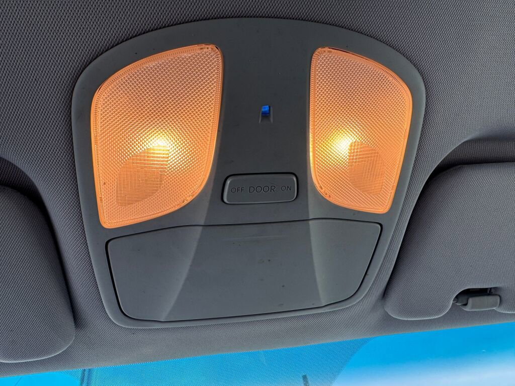 Used 2011 Hyundai Sonata GLS image 25