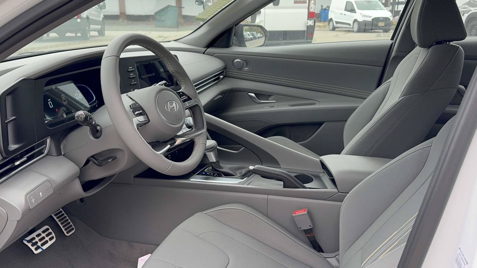 Used 2025 Hyundai Elantra Sport FWD image 32
