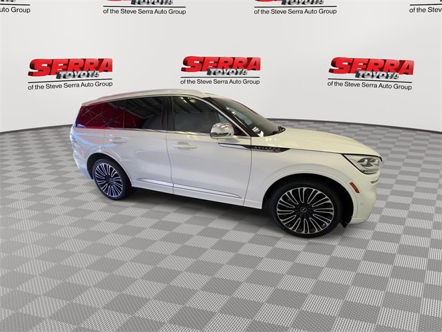 Used 2022 Lincoln Aviator Black Label w/ Dynamic Handling Package image 3