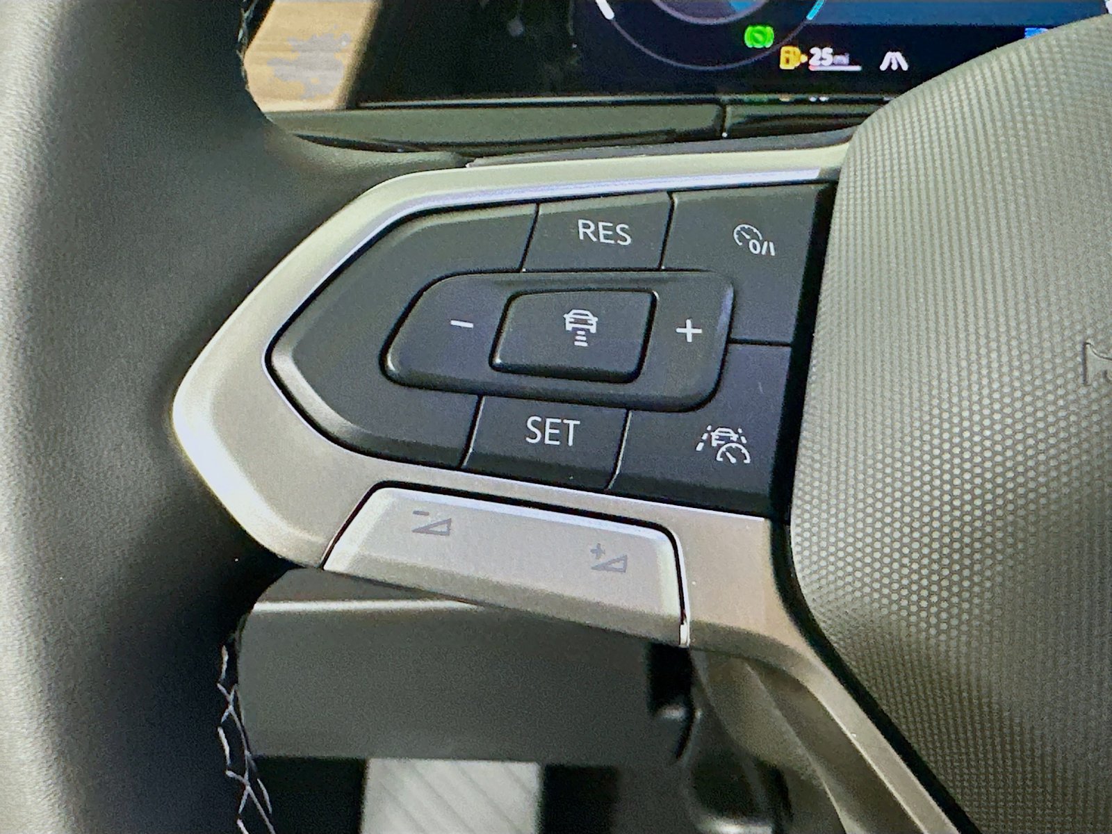 New 2026 Volkswagen Atlas SE AWD/4WD image 18
