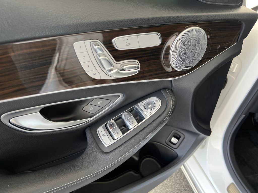Used 2019 Mercedes-Benz C 300 Sedan image 13