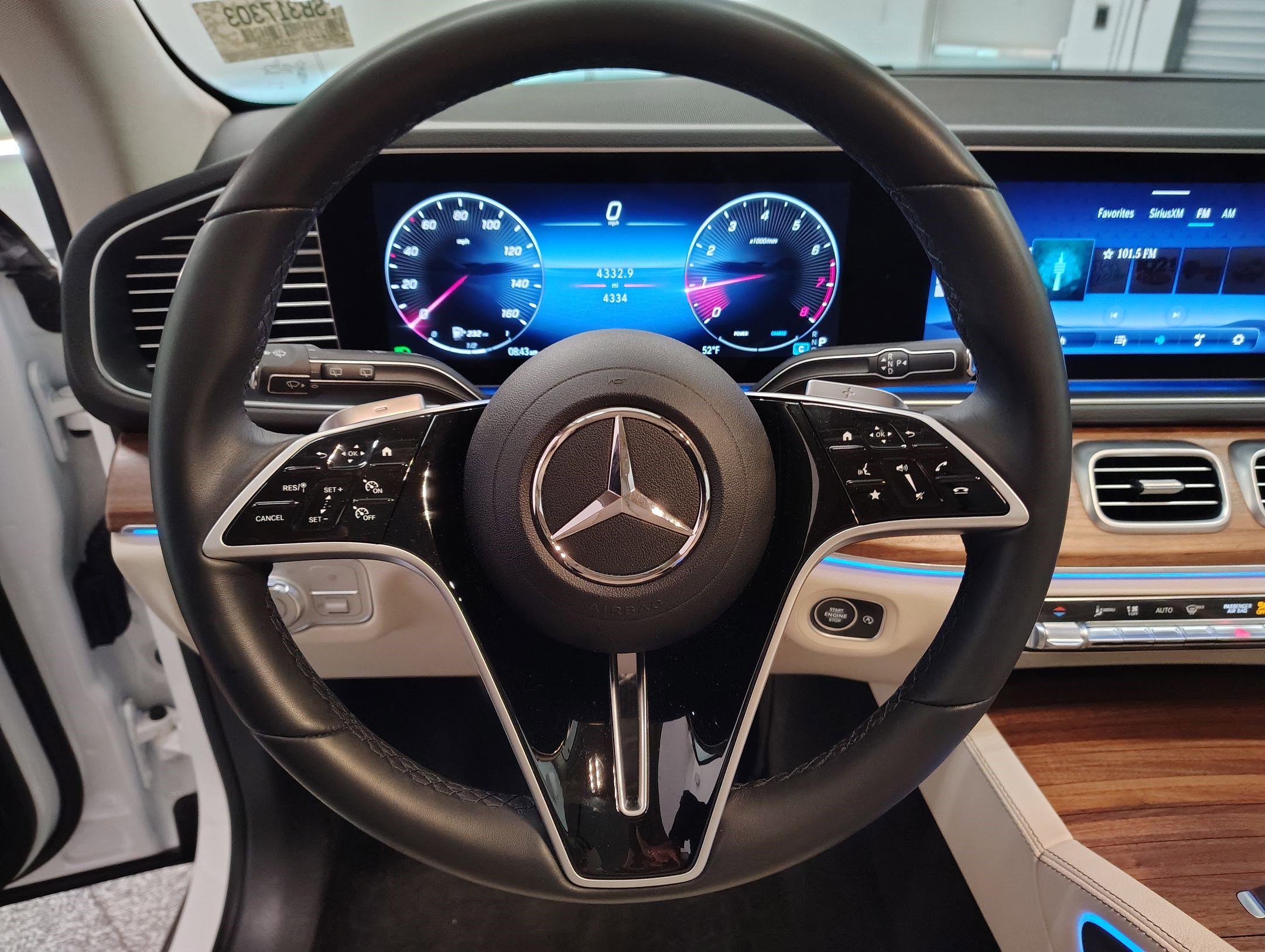 Used 2025 Mercedes-Benz GLE 350 4MATIC image 15