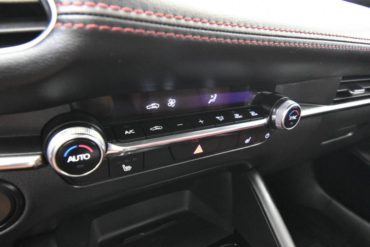 Used 2025 MAZDA MAZDA3 Carbon image 21