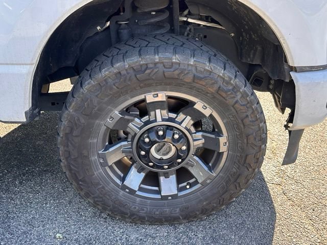 Used 2023 Ford F250 Lariat w/ Sport Appearance Package AWD/4WD image 12