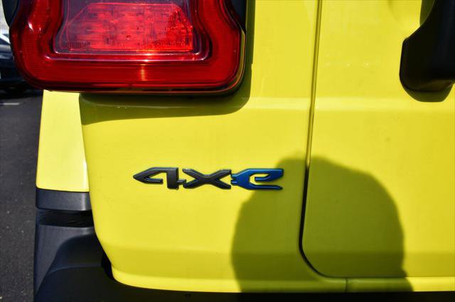 Used 2024 Jeep Wrangler Unlimited Rubicon 4xe AWD/4WD image 4