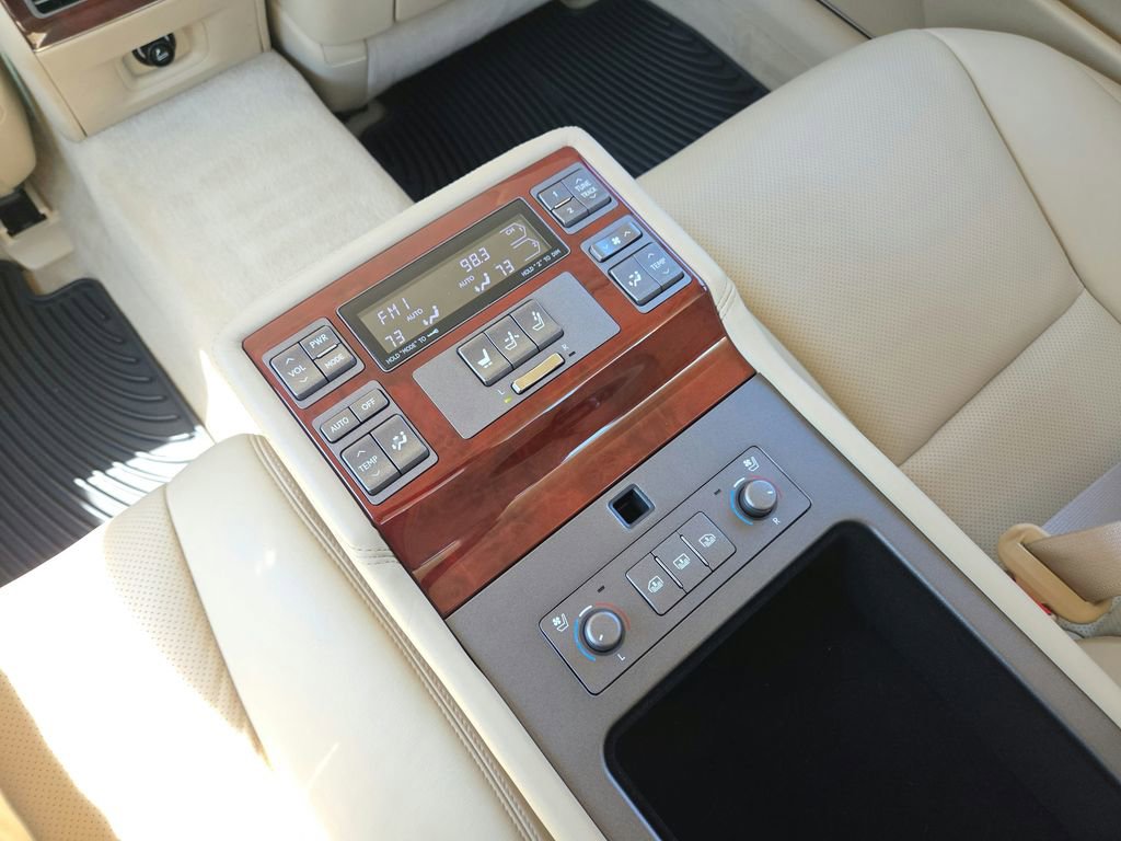 Used 2007 Lexus LS 460 L image 17