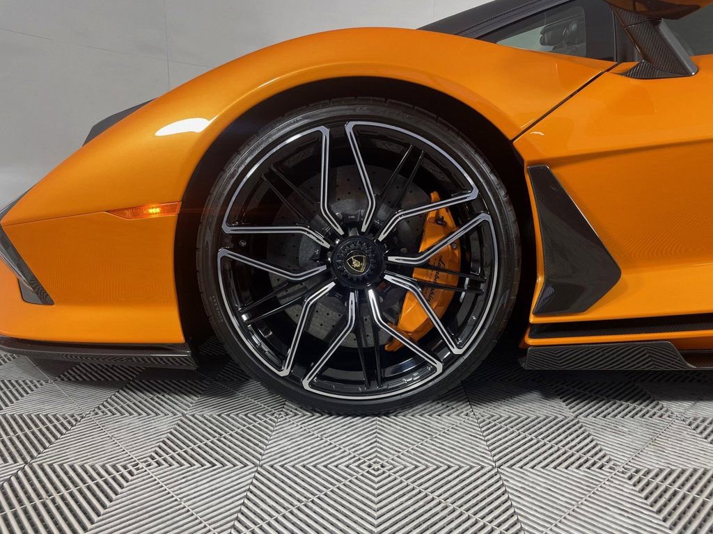 Used 2020 Lamborghini Sian Coupe AWD/4WD image 7