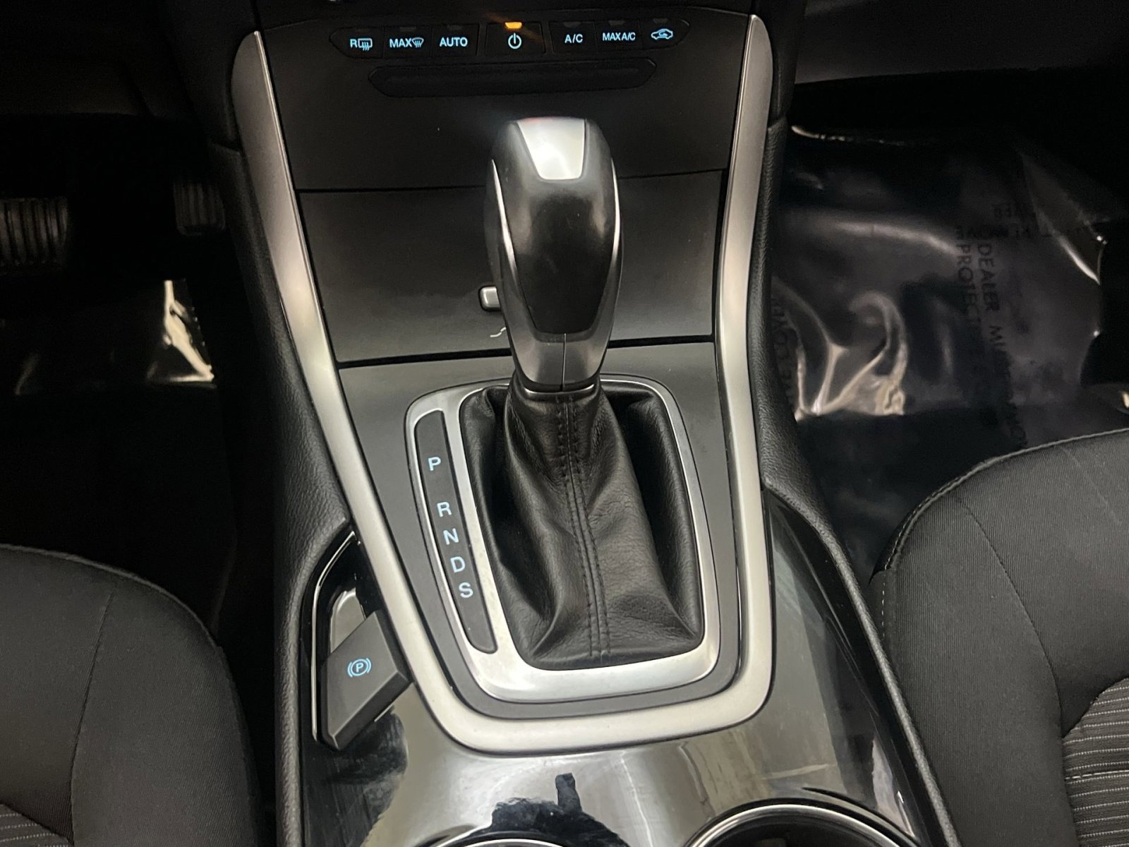 Used 2016 Ford Edge SEL image 25