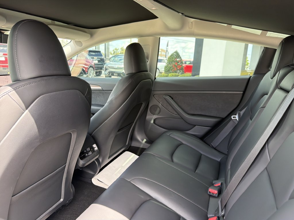 Used 2023 Tesla Model 3 Long Range AWD/4WD image 17