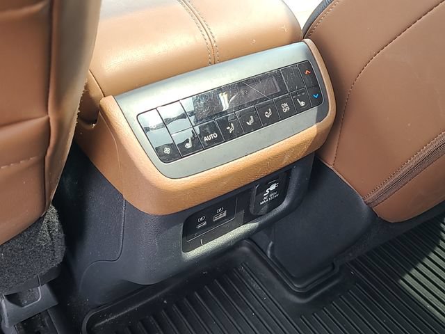Used 2024 Nissan Pathfinder Platinum w/ Cargo Package AWD/4WD image 26