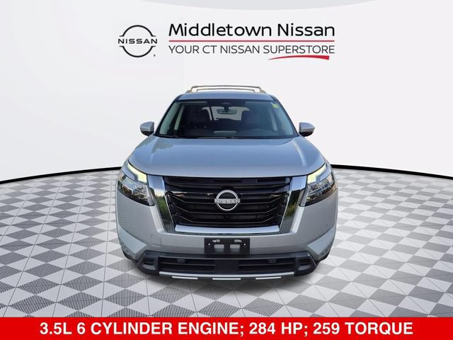 Certified 2024 Nissan Pathfinder SL AWD/4WD image 10