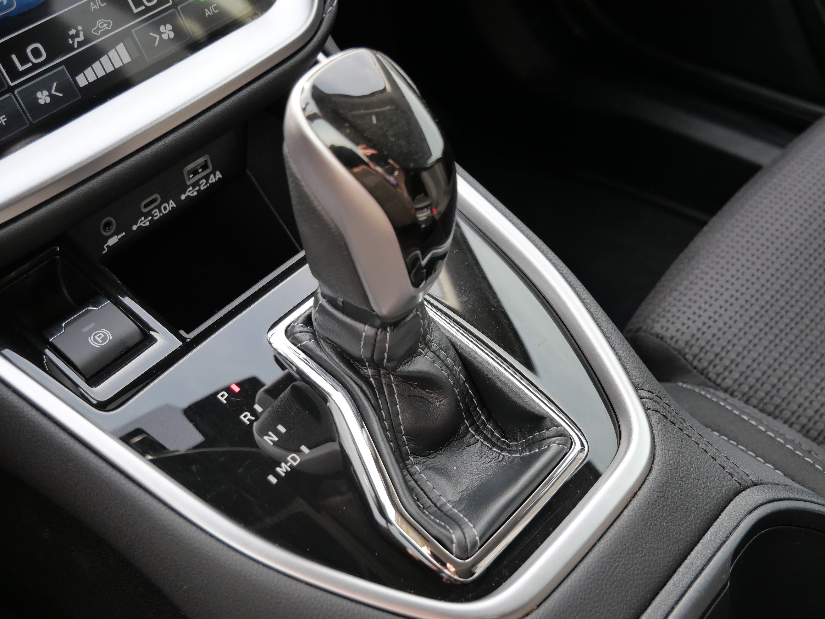 Used 2024 Subaru Outback Premium image 22