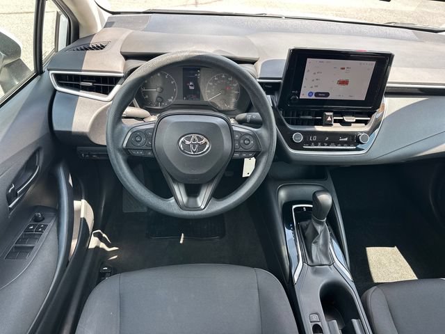 Used 2023 Toyota Corolla LE FWD image 10