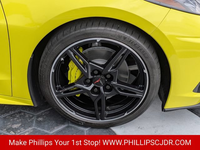 Used 2024 Chevrolet Corvette Stingray Convertible RWD image 10