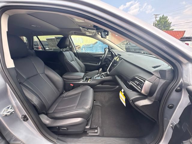Used 2025 Subaru Outback Limited AWD/4WD image 13