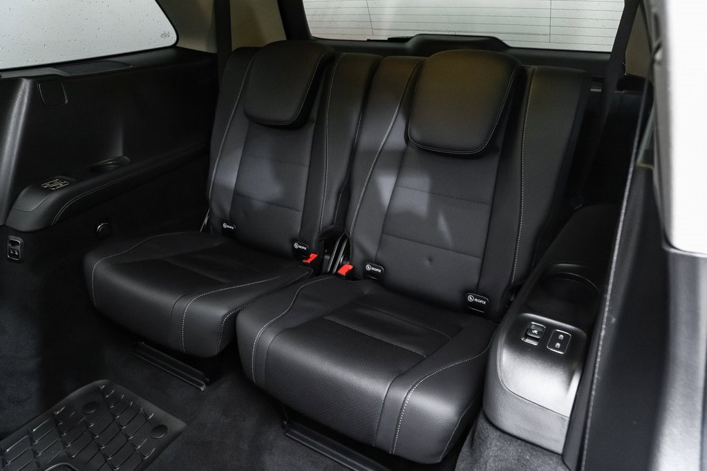 New 2026 Mercedes-Benz GLS 450 4MATIC image 13