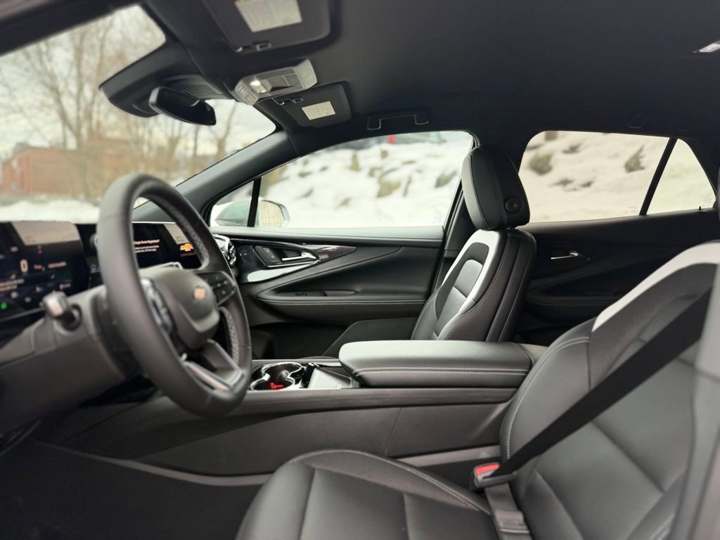 New 2026 Chevrolet Blazer EV LT image 14