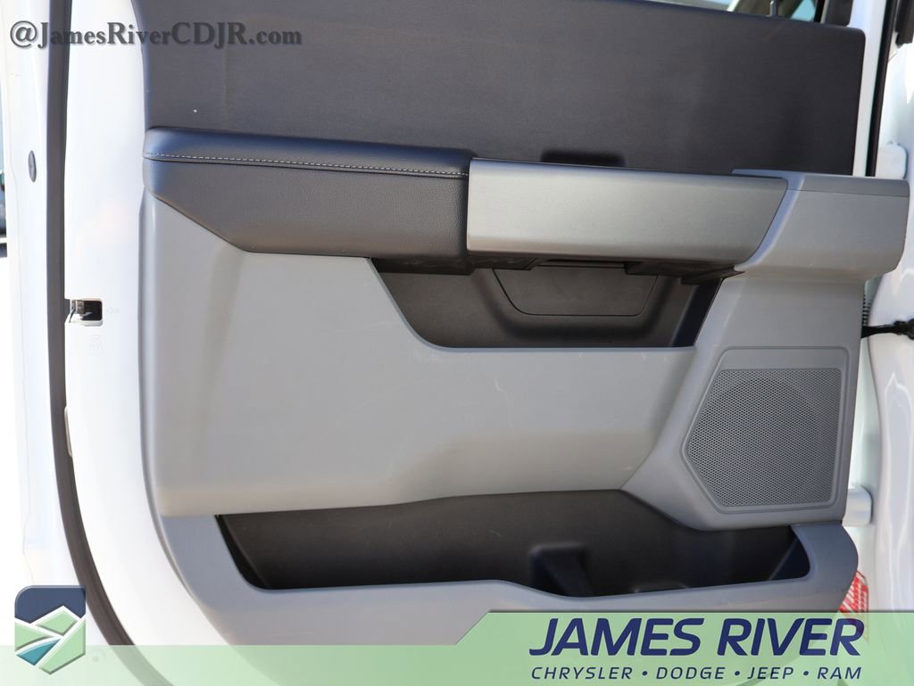 Used 2025 Ford F250 XLT image 16