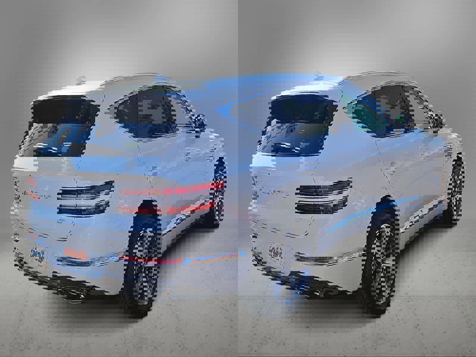 Used 2023 Genesis GV80 2.5T w/ Prestige 20" Package image 9