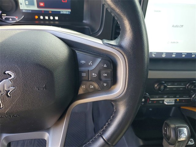 Used 2023 Ford Bronco Badlands image 15