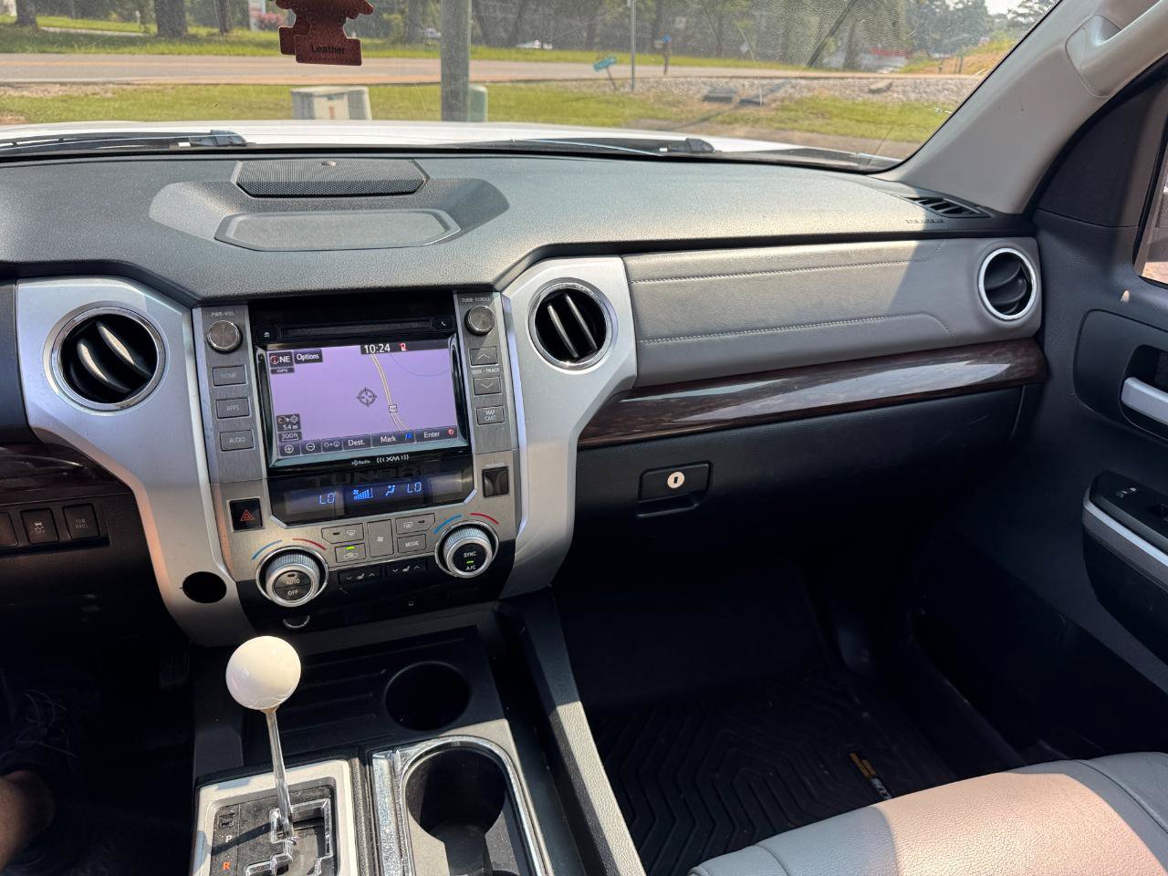 Used 2015 Toyota Tundra Limited w/ TRD Off Road Package RWD image 34
