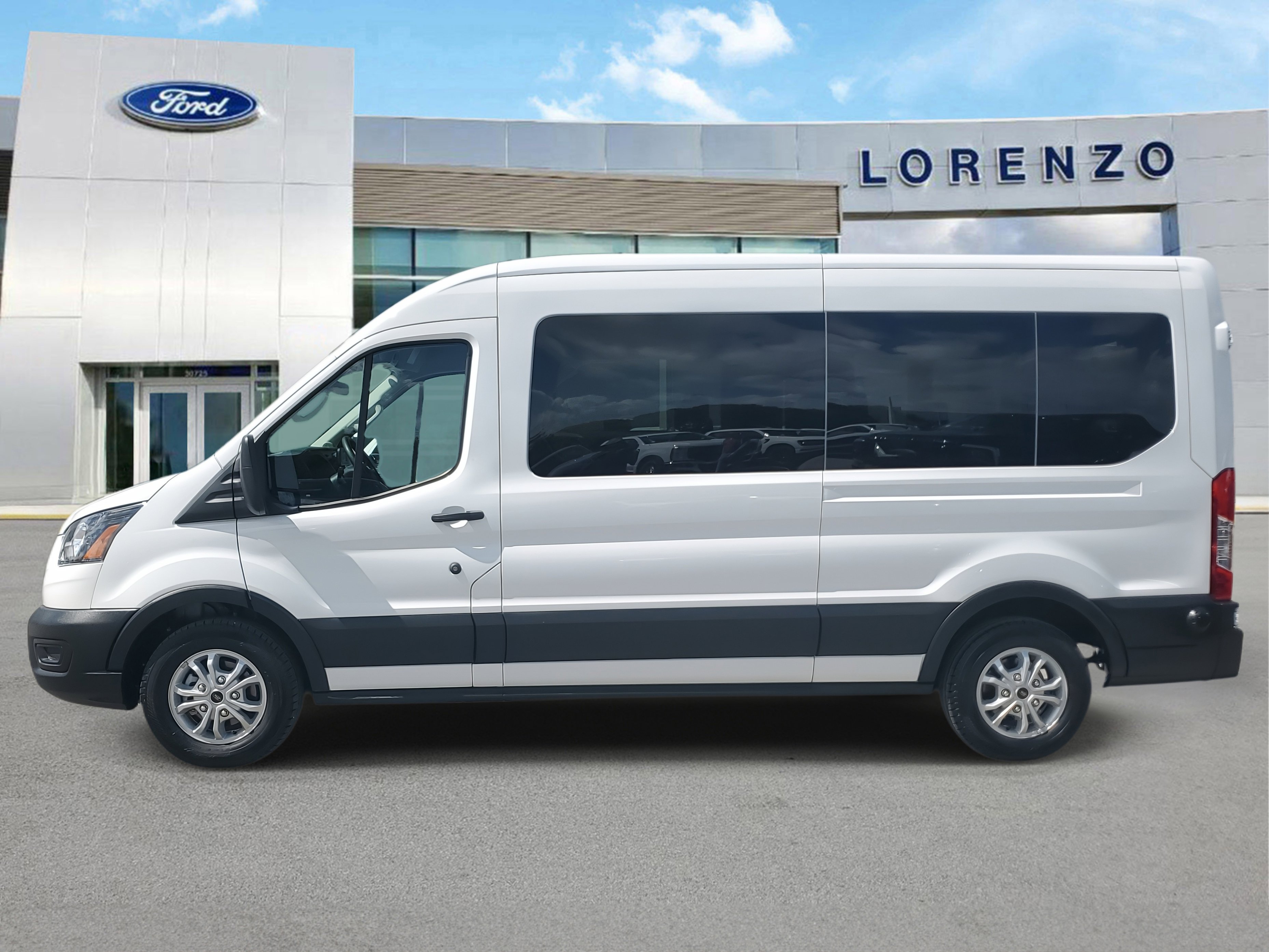 Used 2025 Ford Transit 350 XL image 5