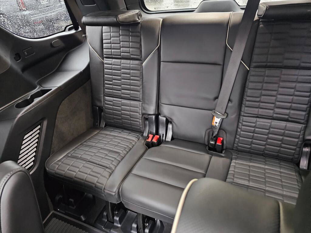 Used 2025 Cadillac Escalade V image 23