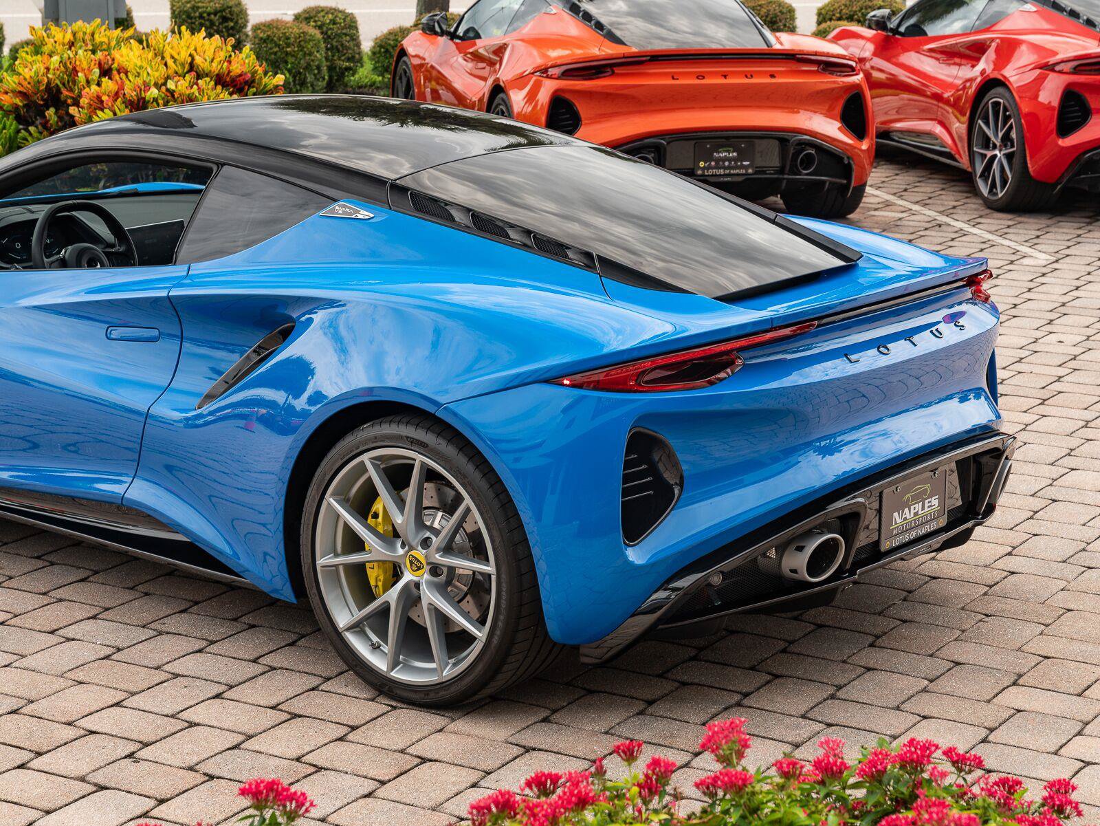 Used 2025 Lotus Emira RWD image 36
