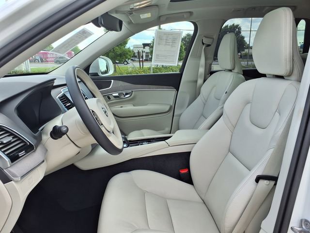 Used 2025 Volvo XC90 B6 Plus AWD/4WD image 17