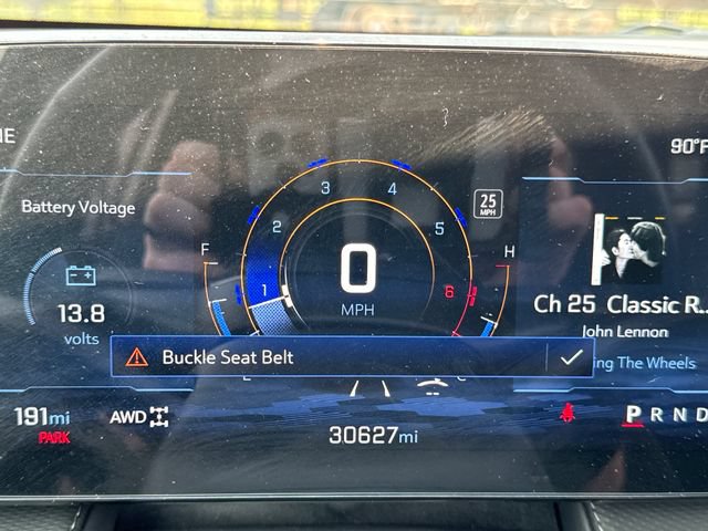 Used 2025 Chevrolet Equinox LT AWD/4WD image 16