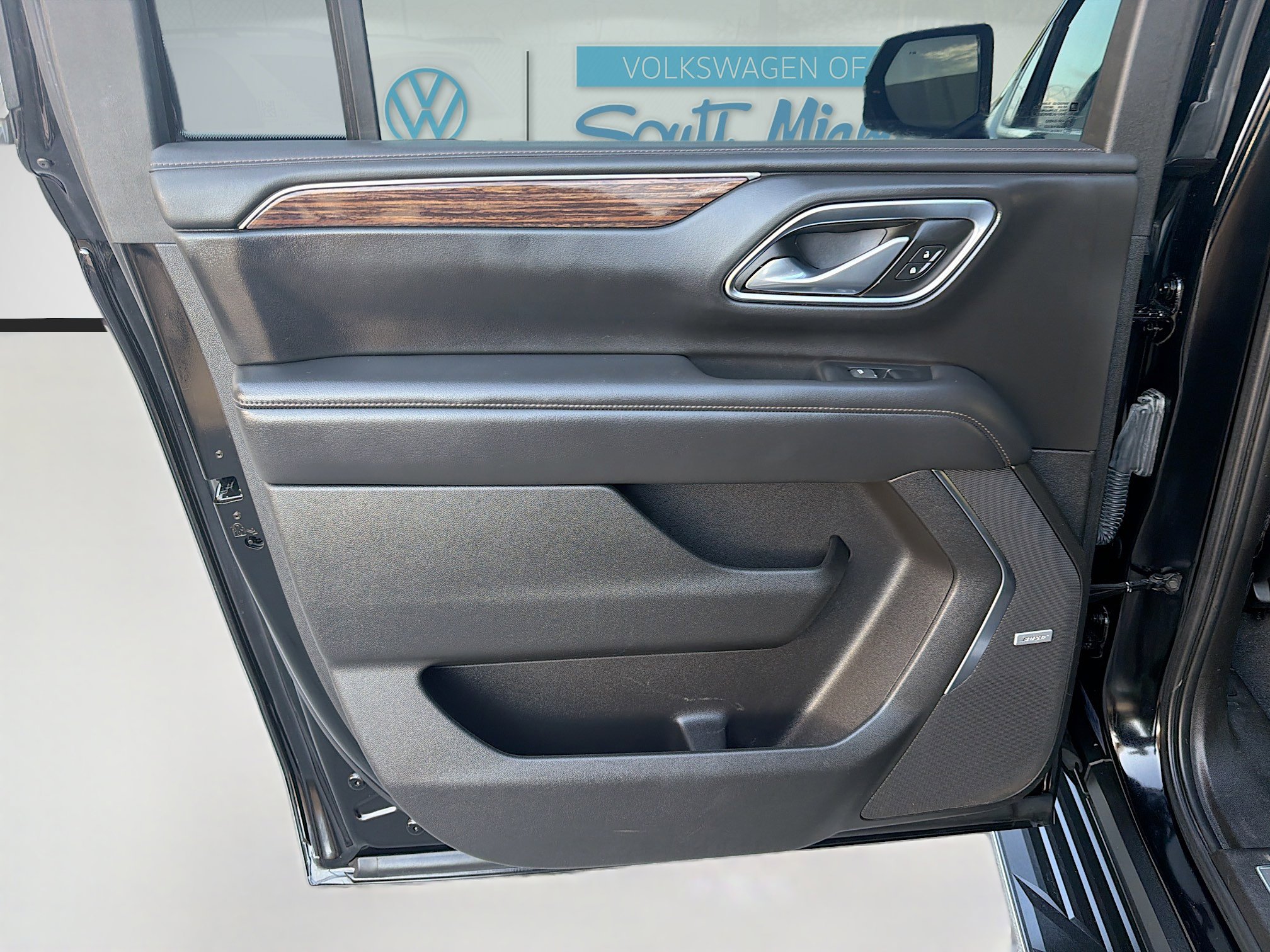 Used 2021 Chevrolet Suburban High Country image 27