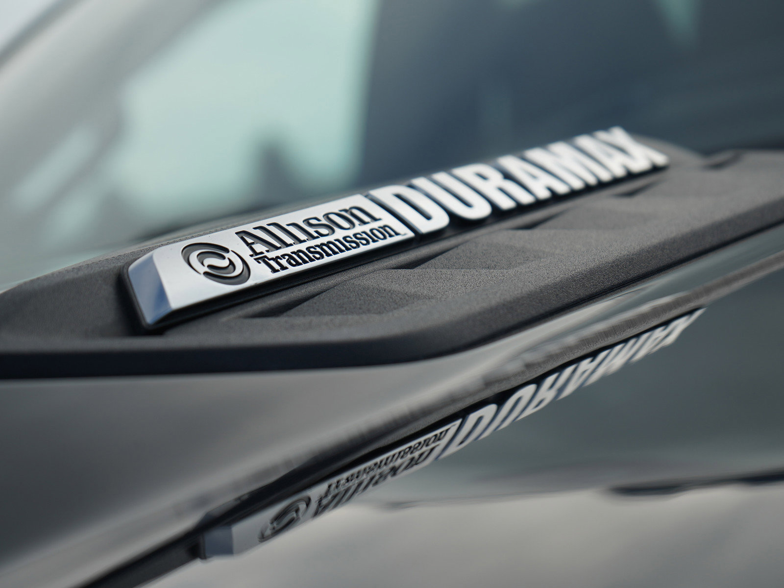 Used 2024 Chevrolet Silverado 2500 ZR2 w/ Technology Package image 35