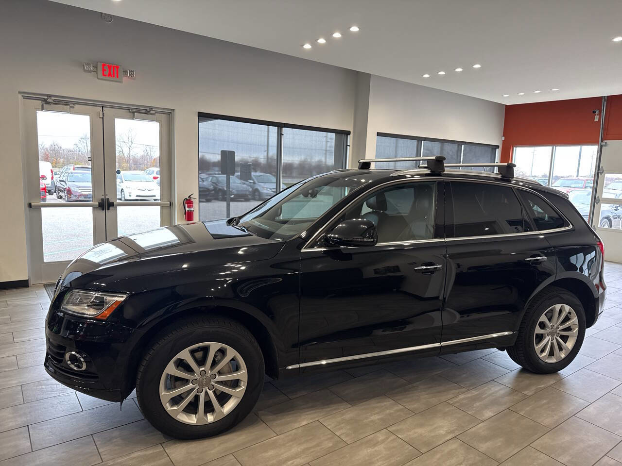 Used 2017 Audi Q5 2.0T Premium w/ Audi MMI Navigation Plus image 10