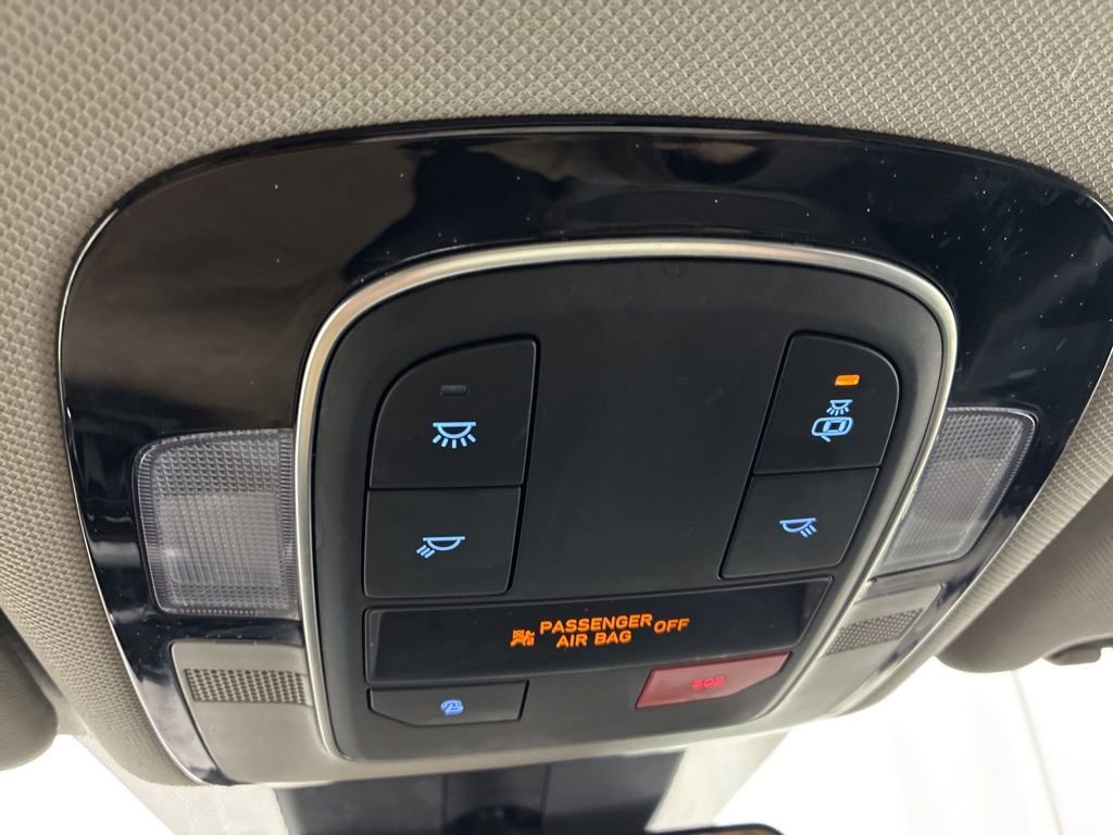 Used 2023 Hyundai Santa Fe SEL image 20