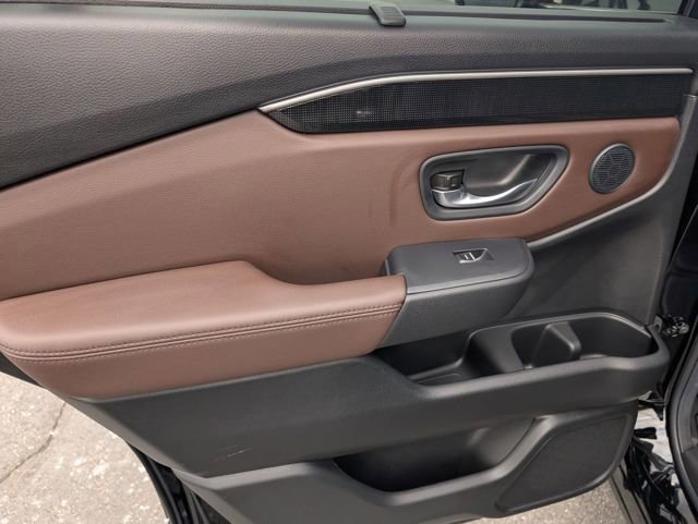 Used 2025 Honda Pilot Elite image 10