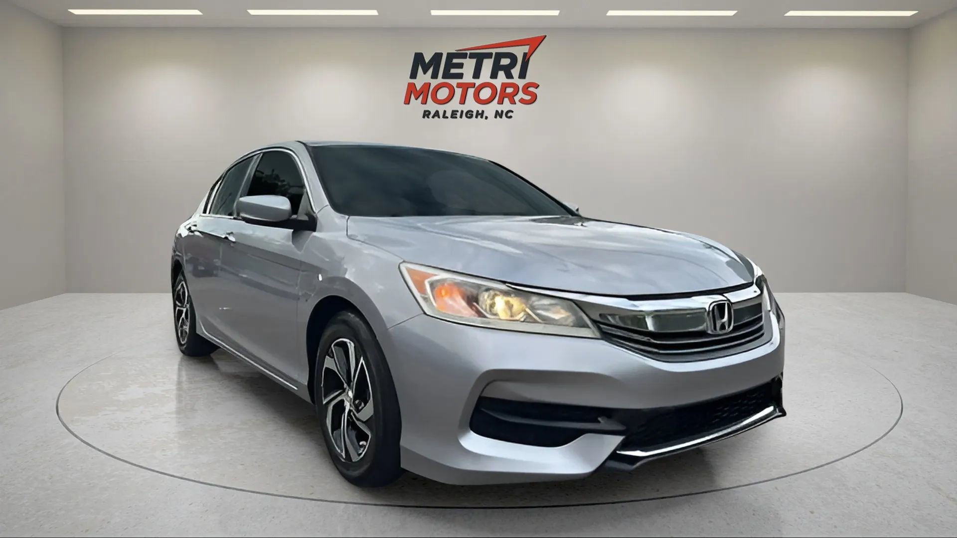 Used 2017 Honda Accord LX image 6