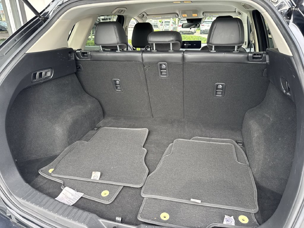 Used 2021 MAZDA CX-5 Touring FWD image 57