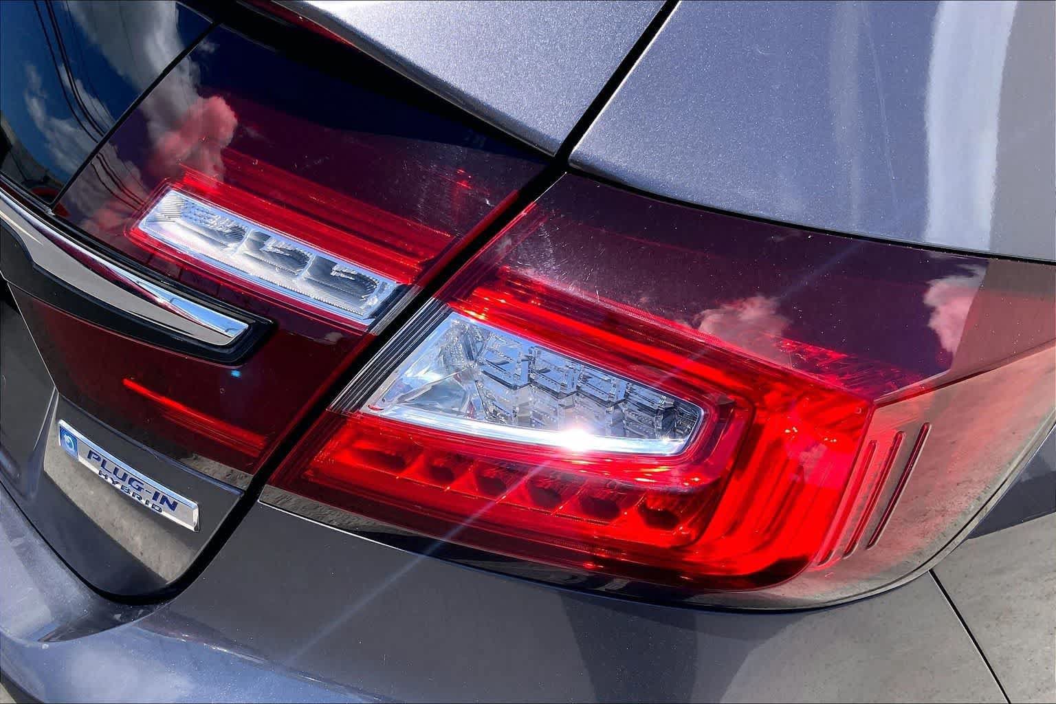 Used 2018 Honda Clarity Plug-In Hybrid image 32