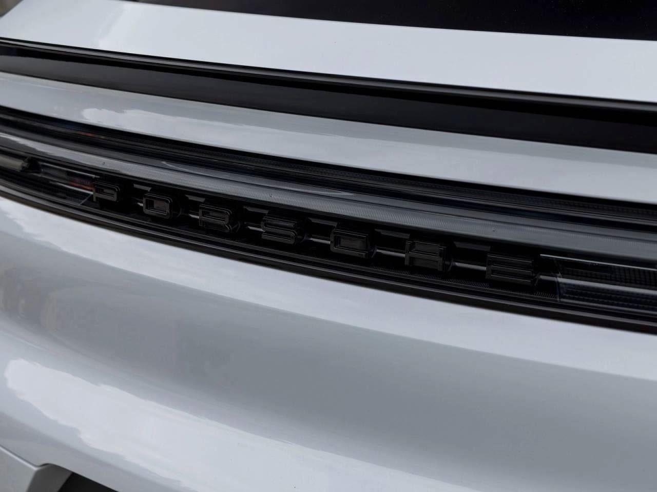 Certified 2024 Porsche Cayenne Turbo GT image 99