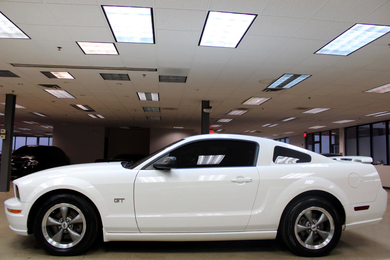 Used 2005 Ford Mustang GT image 17