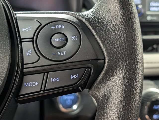 Used 2022 Toyota RAV4 XLE w/ Convenience Package AWD/4WD image 19