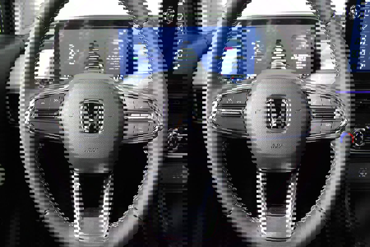 Used 2025 Honda Prologue Touring image 18