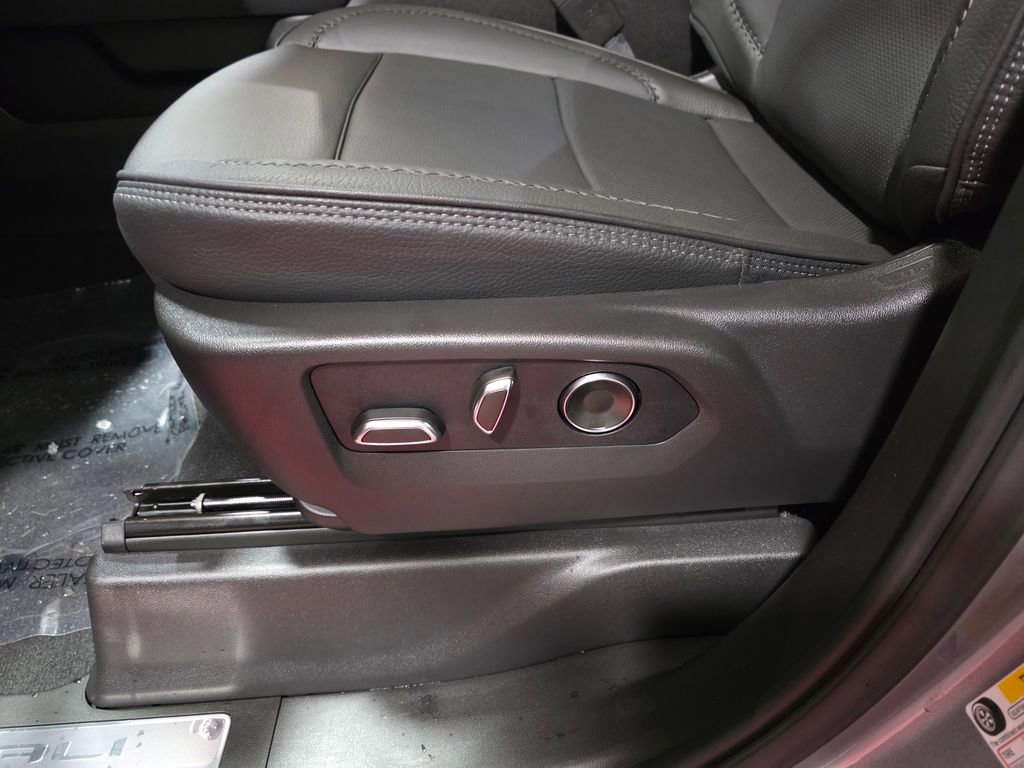 Used 2025 GMC Sierra 1500 Denali w/ Technology Package image 14