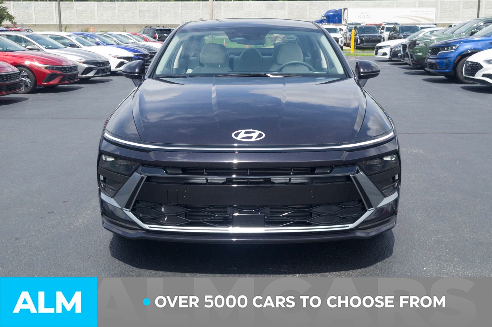 Certified 2025 Hyundai Sonata SE image 3